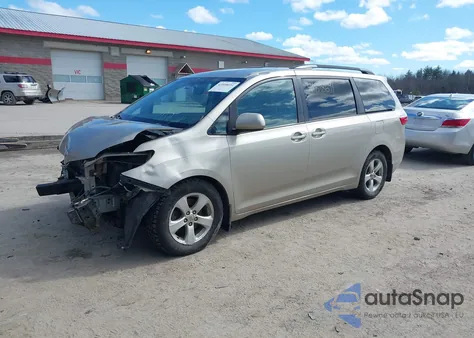 2015 Toyota Sienna Le 8 Passenger from USA, damaged, VIN 5TDKK3DC0FS630972